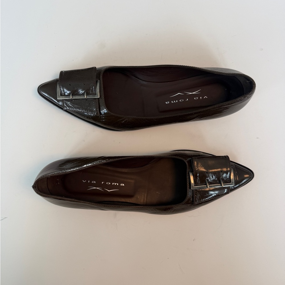 Via Roma Khaki Patent Leather Buckle Flats, Made in Italy - Picture 2 of 5